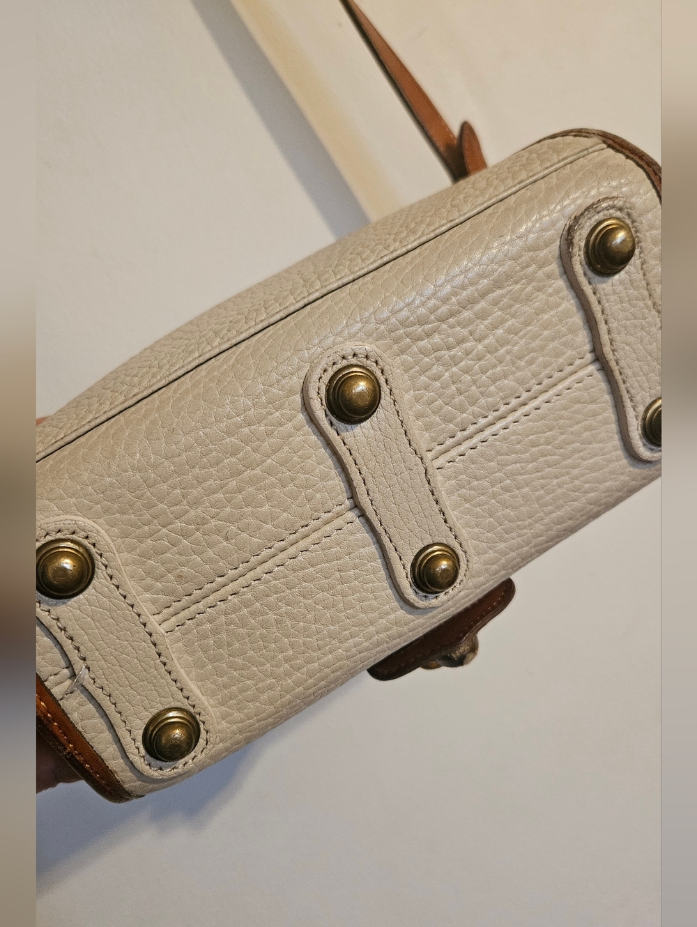 Vintage Dooney & Bourke All Weather Leather Essex Crossbody Bag, Made in USA! - Picture 7 of 16